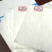 「長絲」一布一膜復(fù)合土工膜 「長絲」一布一膜復(fù)合土工膜